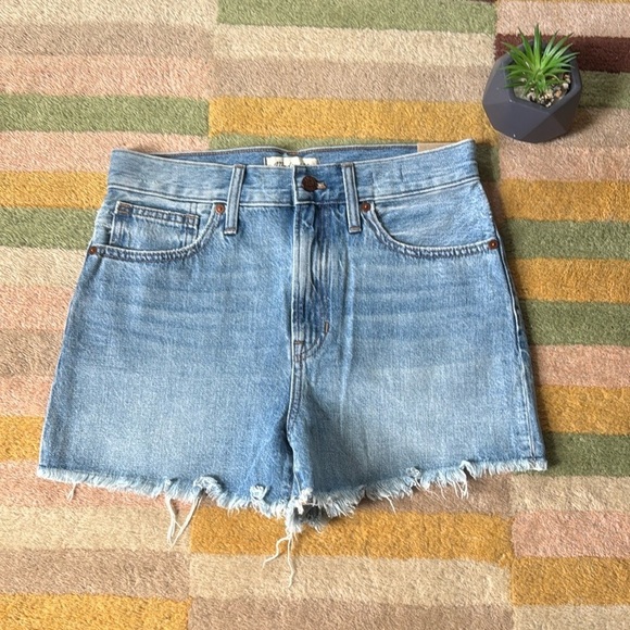 Madewell Pants - NWT Madewell the perfect Jean high rise ram hem short size 27
